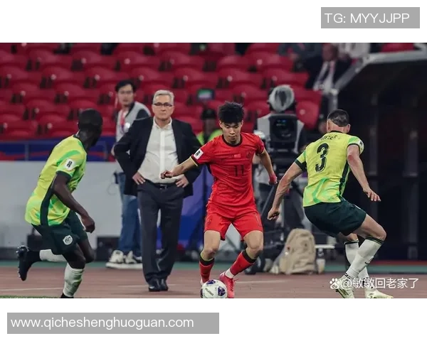 什么罗的足球明星背后的故事与成就解析 什么罗的足球明星背后的故事与成就解析