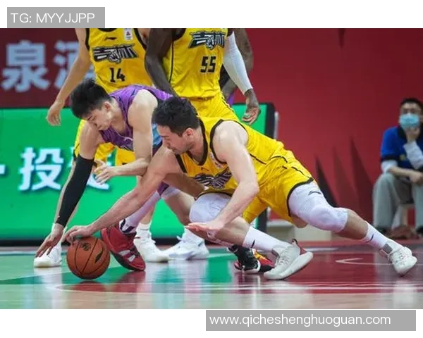 南京羽毛球队包夹战术解析与热点讨论 南京羽毛球队包夹战术解析与热点讨论