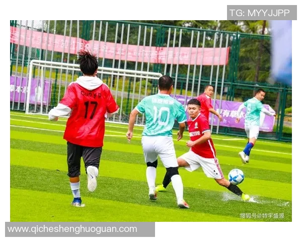 足球明星刘邦的成长历程与职业生涯全景介绍 足球明星刘邦的成长历程与职业生涯全景介绍